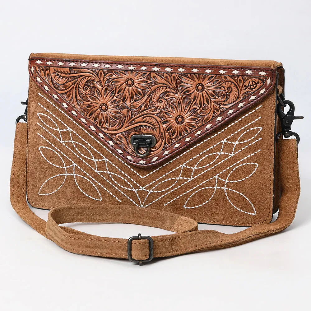 AD Laramie Leather Purse