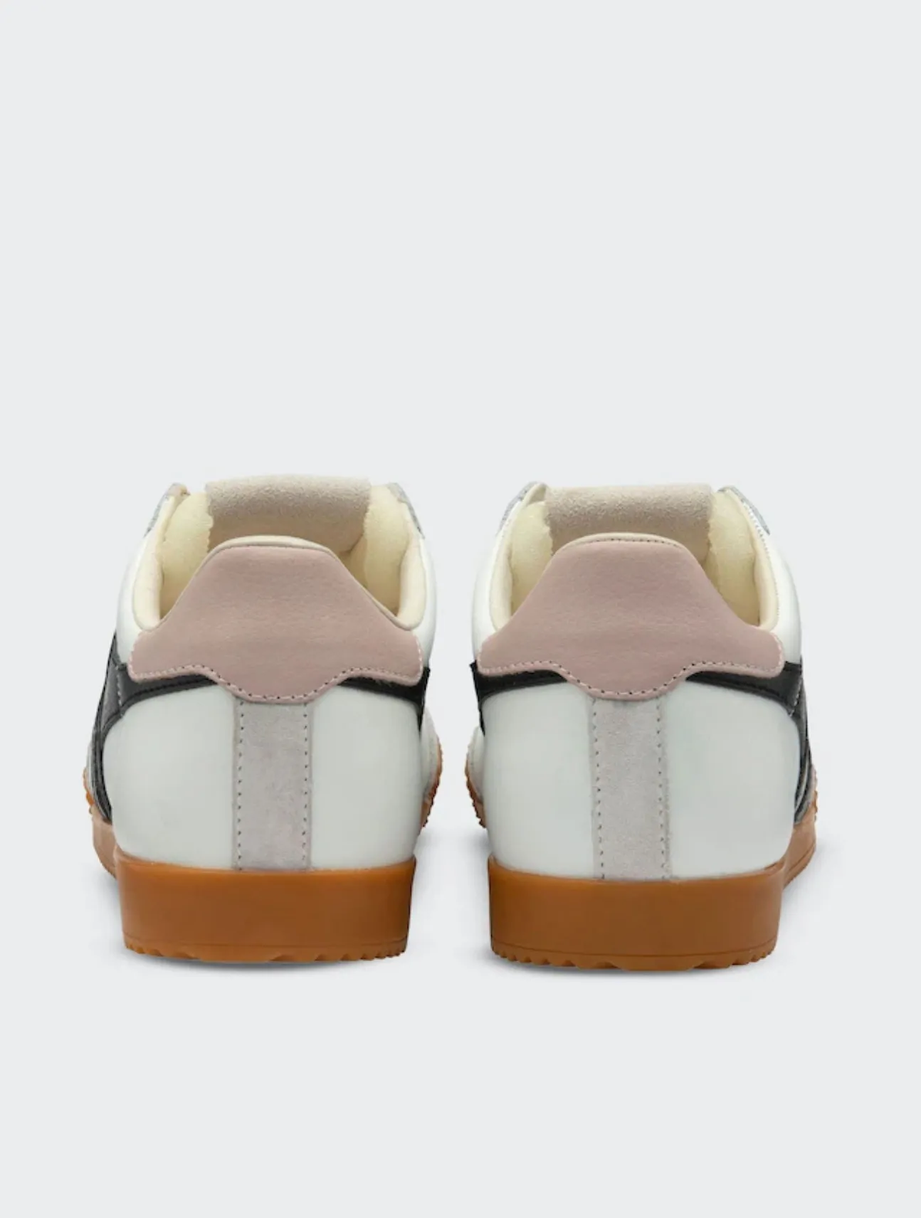 Elan Leather Sneakers
