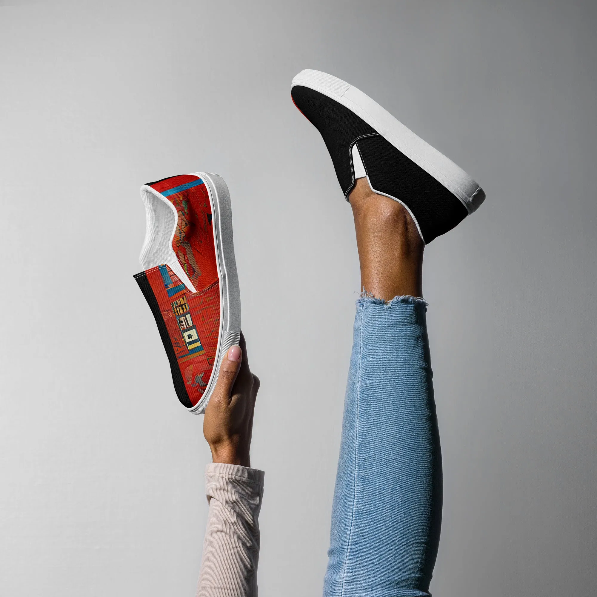 Half Black Half Hónghǎi - Womens Slip-On Canvas Shoes