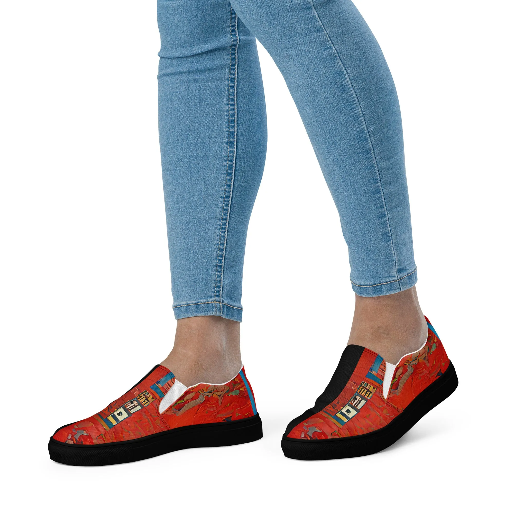 Half Black Half Hónghǎi - Womens Slip-On Canvas Shoes