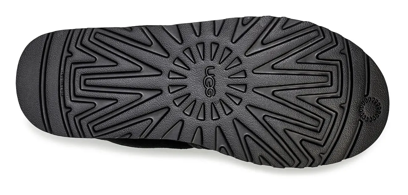 Men’s UGG Kenton – Versatile Slip-On with Cozy Wool Lining