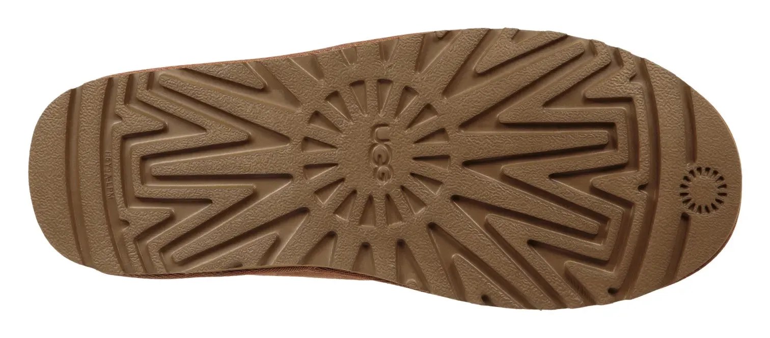 Men’s UGG Kenton – Versatile Slip-On with Cozy Wool Lining