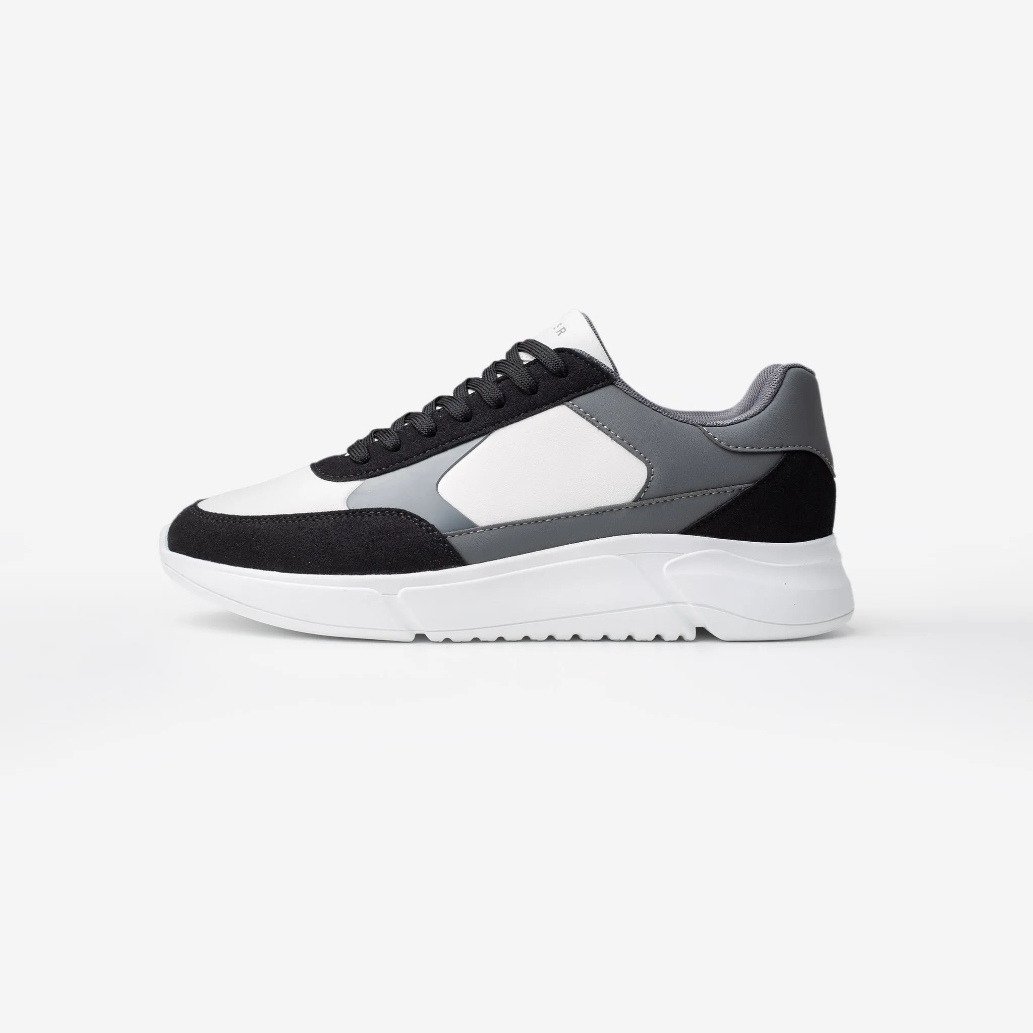 Premium LTHR Runner | White Black