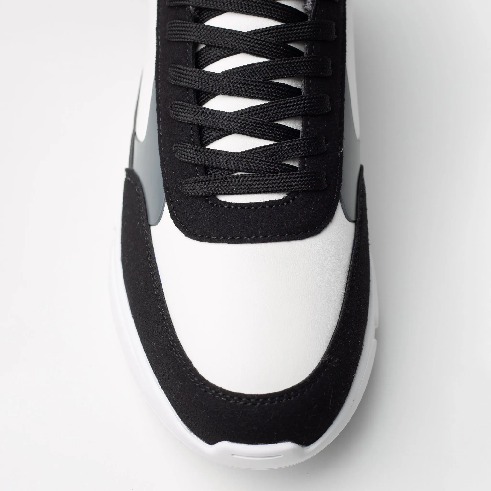 Premium LTHR Runner | White Black