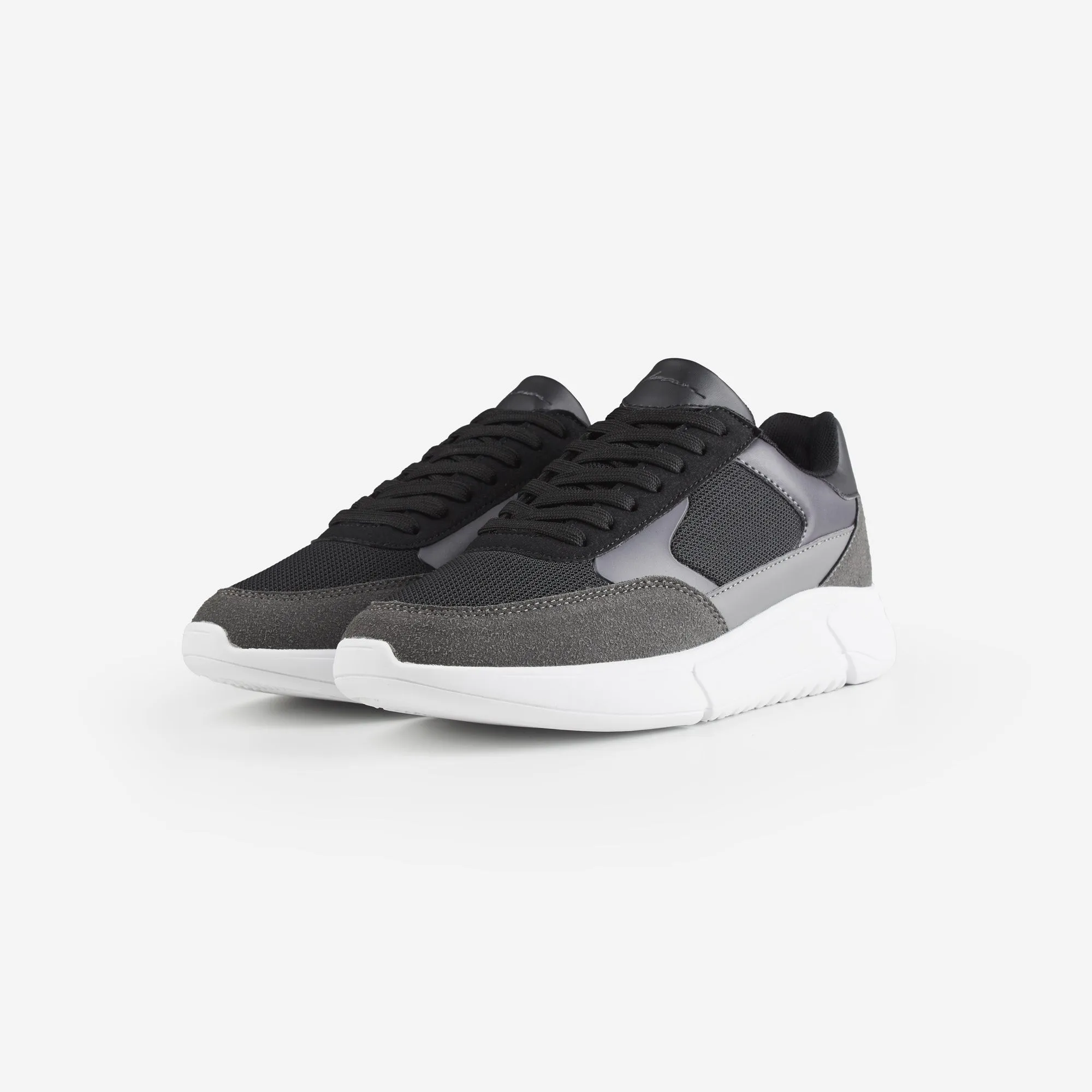 Premium Mesh Runner | Black Charcoal