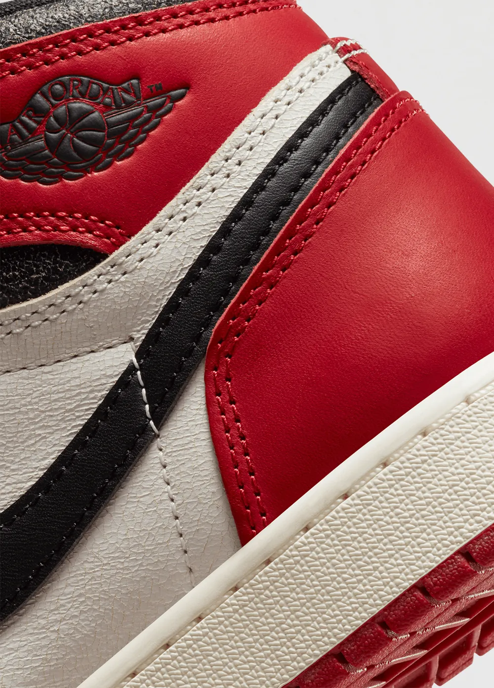 Youth Air Jordan 1 Retro High 'Chicago Lost & Found' Sneakers